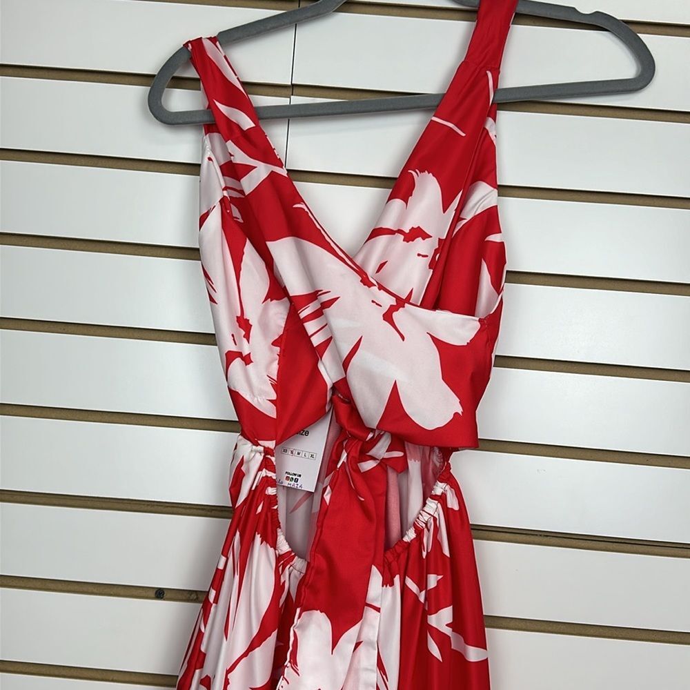The MIA Maxi Dress tie back halter Neck Tropical print Red/white Sz Small - Picture 6 of 8